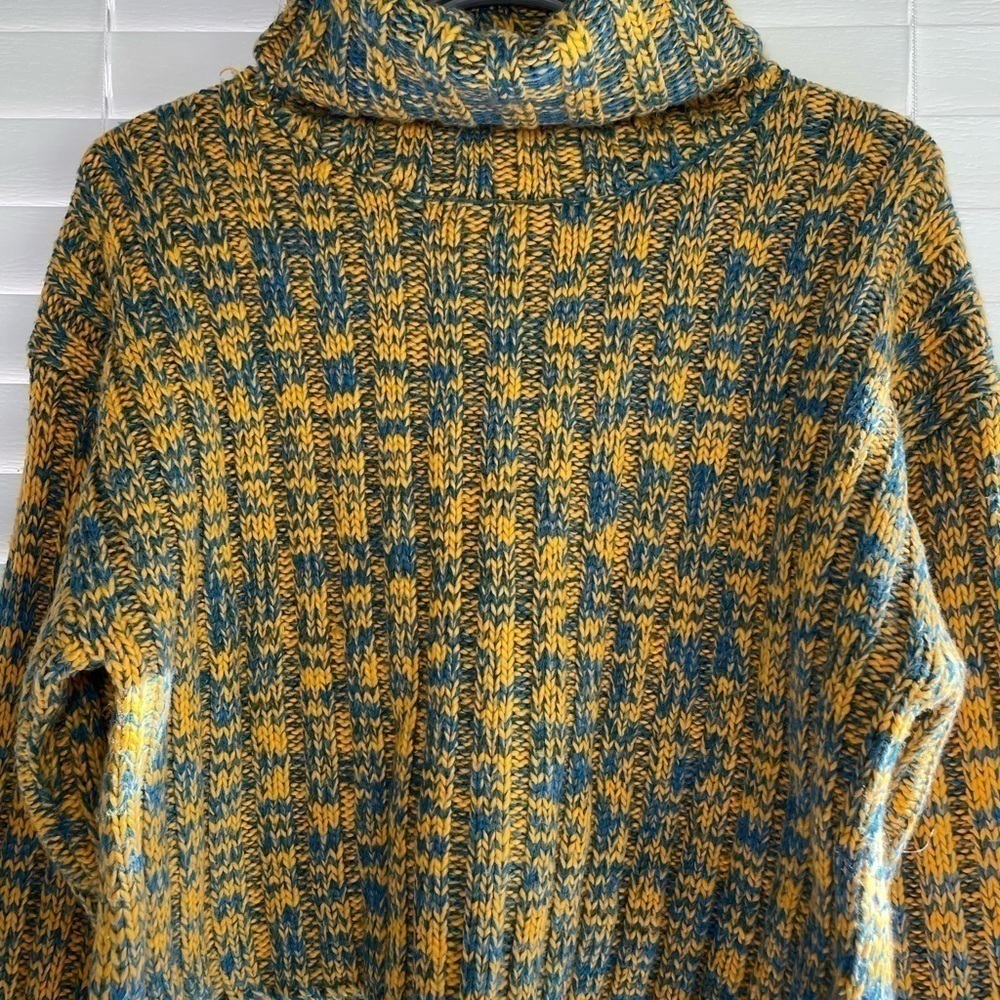 Urban Outfitters Turtleneck Knitted Sweater size XS - Picture 7 of 9